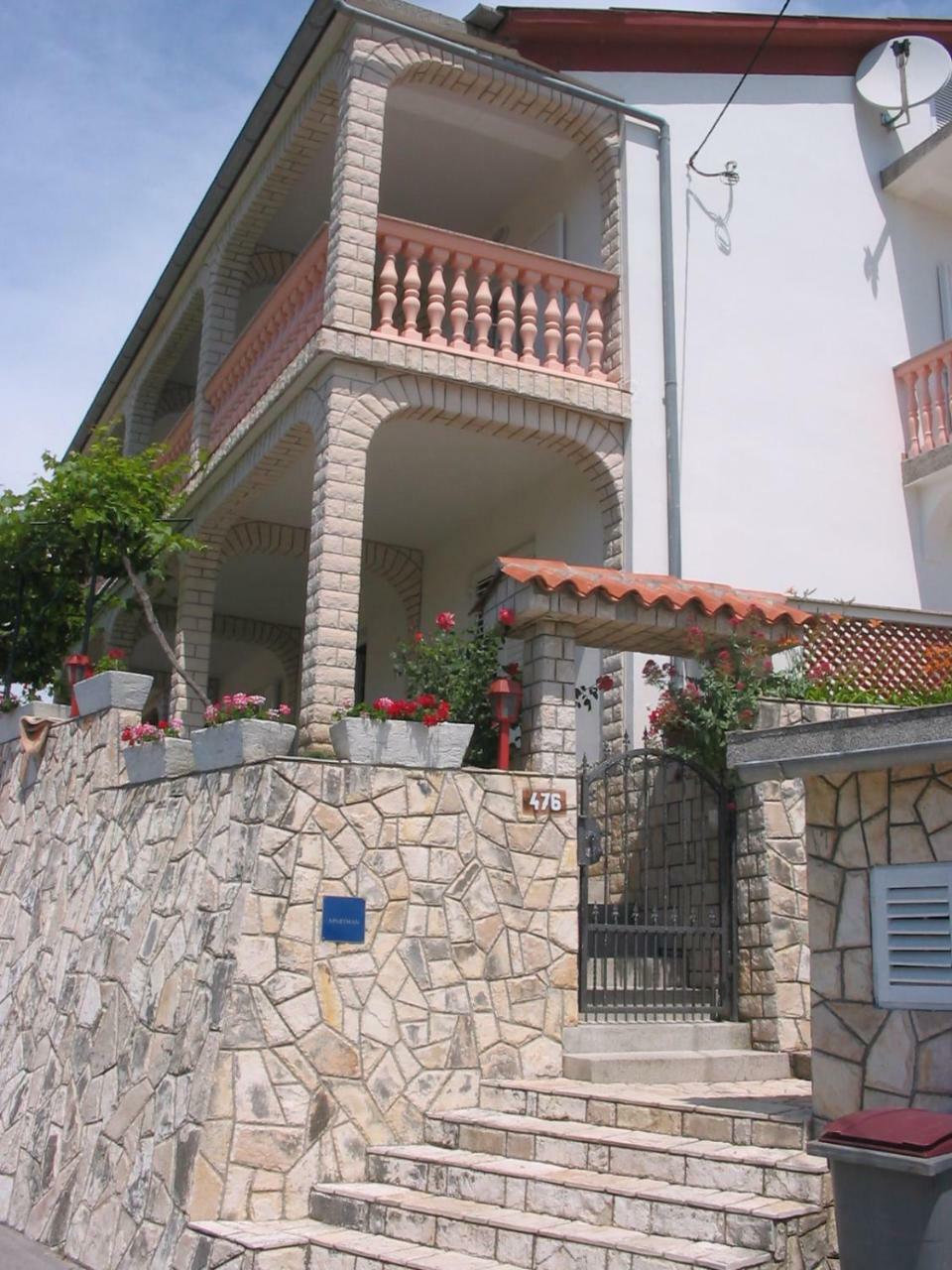 Apartmani Manuela Lopar Dış mekan fotoğraf